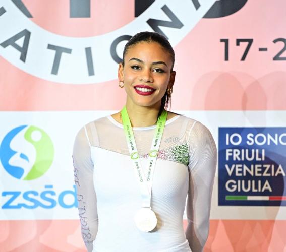 Italie: Patinage artistique /  l'Ivoirienne Soro Corinna sacrée championne du monde 